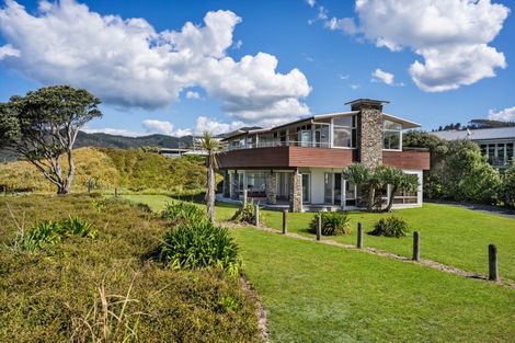 Photo of property in 12 Tuna Place, Whiritoa, Whangamata, 3691