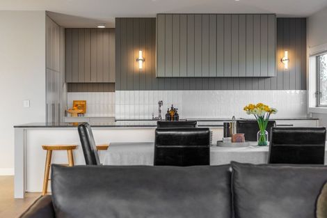 Photo of property in 37 Fairfield Road, Levin, 5510