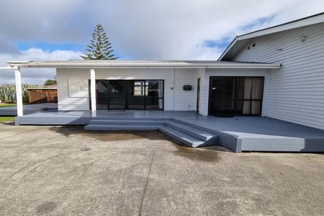 Photo of property in 404 Tremaine Avenue, Takaro, Palmerston North, 4412