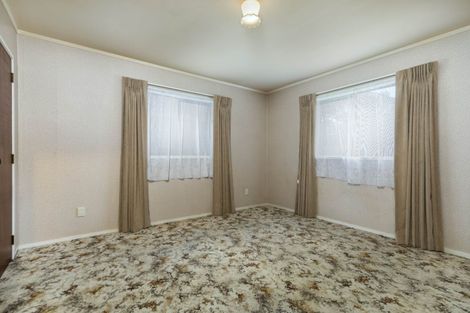 Photo of property in 64 The Terrace, Herald Island, Auckland, 0618
