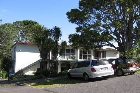 Photo of property in 4/23 Waratah Street, Birkenhead, Auckland, 0626