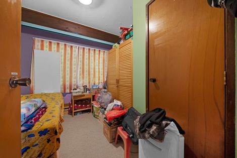 Photo of property in 14 Elsted Place, Goodwood Heights, Auckland, 2105