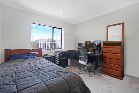 Photo of property in 3 Toropapa Close, Takanini, 2110