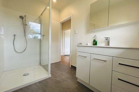 Photo of property in 308 West Coast Road, Glen Eden, Auckland, 0602