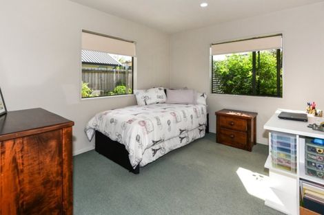 Photo of property in 10a Manly Place, North New Brighton, Christchurch, 8083