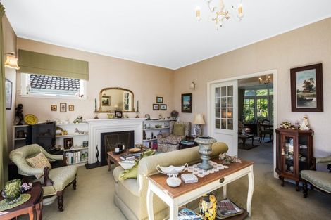 Photo of property in 425 Muritai Road, Eastbourne, Lower Hutt, 5013