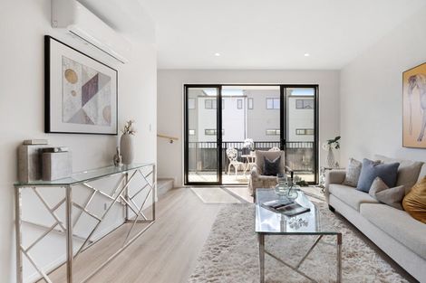 Photo of property in 8 Clementine Place, Bucklands Beach, Auckland, 2014