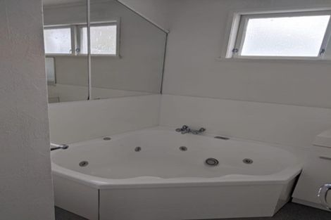 Photo of property in 1/34b Sunnynook Road, Sunnynook, Auckland, 0620