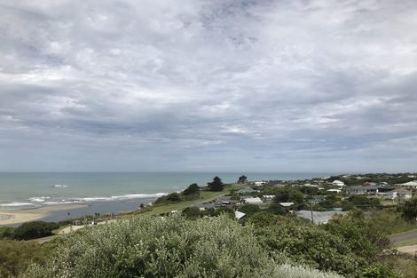 Photo of property in 8 Spiers Street, Kakanui, Oamaru, 9495