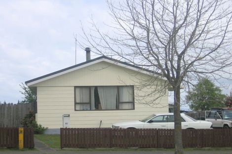 Photo of property in 41 Grace Crescent, Richmond Heights, Taupo, 3330