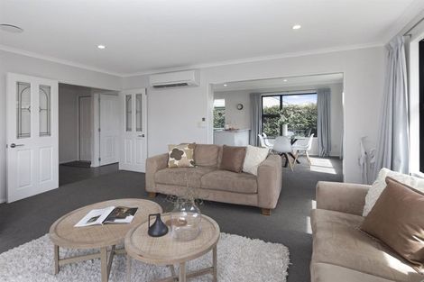 Photo of property in 3a Becmead Drive, Harewood, Christchurch, 8051