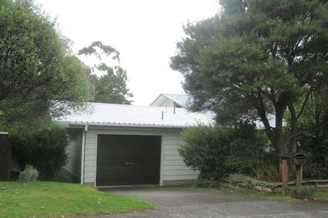 Photo of property in 25 Woolwich Close, Whitby, Porirua, 5024