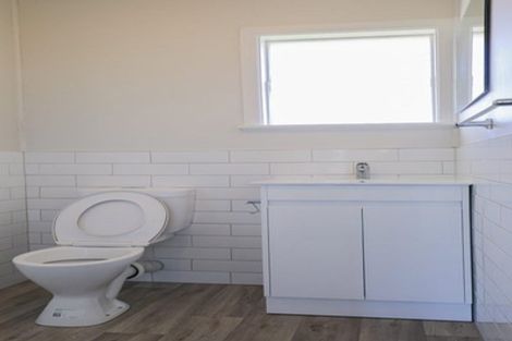 Photo of property in 4/6a View Road, Papakura, 2110