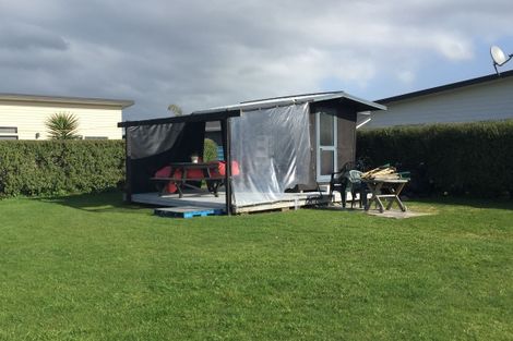 Photo of property in 8 Breaker's Crescent, Waihi Beach, 3611