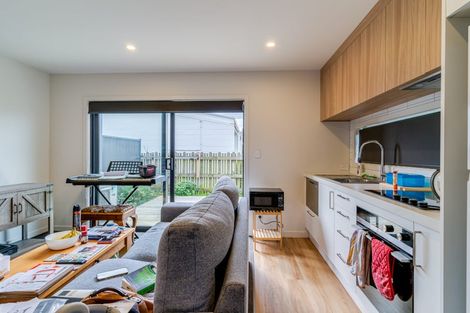 Photo of property in 1/1 Bay View Road, South Dunedin, Dunedin, 9012