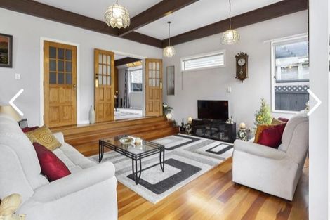 Photo of property in 9 Burnham Street, Seatoun, Wellington, 6022