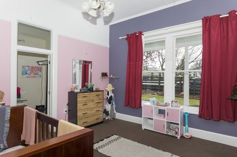 Photo of property in 11 Albert Street, Dannevirke, 4930