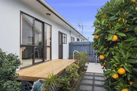 Photo of property in 2/40 King Street, Kensington, Whangarei, 0112