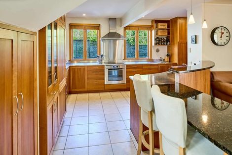 Photo of property in 10 Tui Road, Days Bay, Lower Hutt, 5013