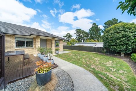 Photo of property in 3 Quartz Place, Brown Owl, Upper Hutt, 5018