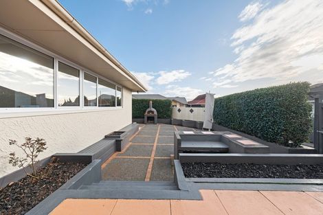 Photo of property in 124 Carrington Street, Lower Vogeltown, New Plymouth, 4310