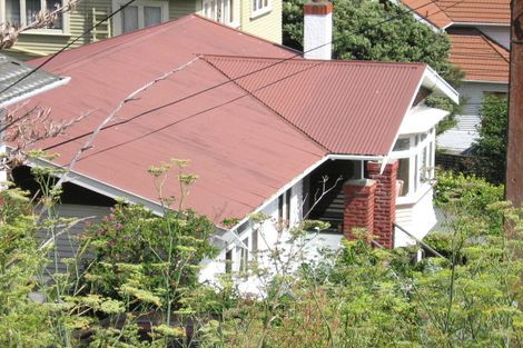 Photo of property in 9 Tamar Street, Island Bay, Wellington, 6023