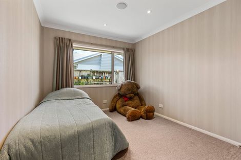 Photo of property in 9a Manukaka Heights, Hurdon, New Plymouth, 4310