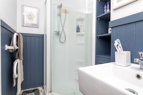 Photo of property in 2 Aerodrome Road, Dannevirke, 4972