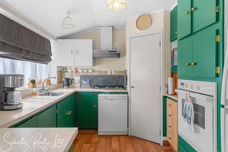 Photo of property in 16 Kaiwaka-mangawhai Road, Kaiwaka, 0975