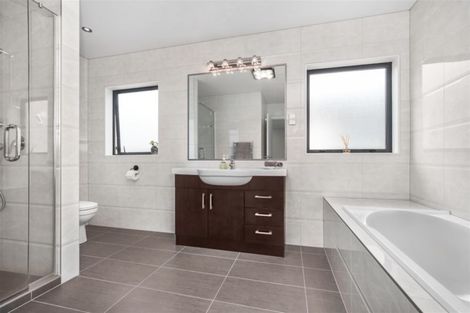 Photo of property in 14 Aster Place, Flat Bush, Auckland, 2019