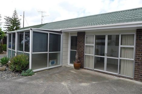 Photo of property in 2/274 Hibiscus Coast Highway, Orewa, 0931