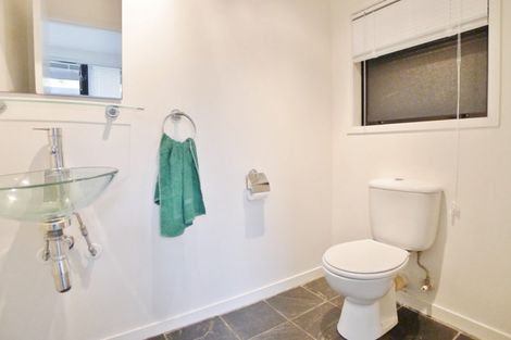 Photo of property in 101a Te Kawa Road, Greenlane, Auckland, 1061