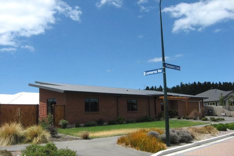 Photo of property in 46 Foresters Crescent, Parklands, Christchurch, 8083