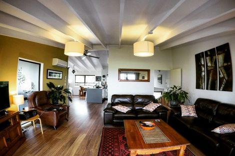 Photo of property in 32 Koutunui Road, Athenree, Katikati, 3177