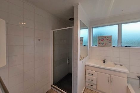 Photo of property in 35 Angelo Avenue, Howick, Auckland, 2014