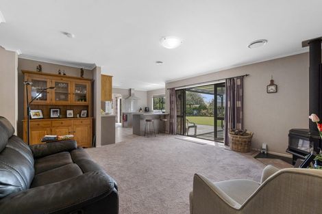 Photo of property in 79 Turuturu Road, Hawera, 4610