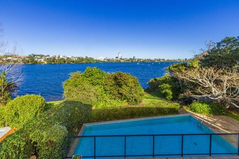 Photo of property in 47 Sylvan Park Avenue, Milford, Auckland, 0620