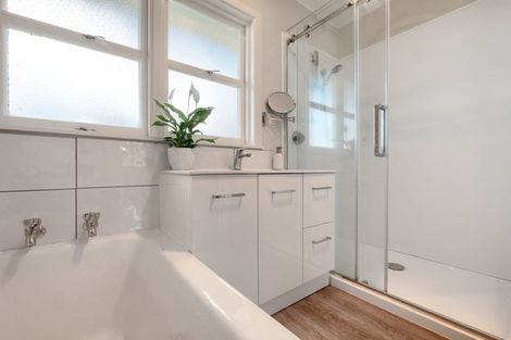 Photo of property in 34 Windsor Road, Bellevue, Tauranga, 3110