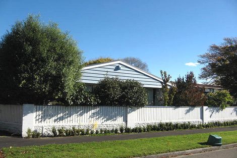 Photo of property in 4 Rochford Place, Bryndwr, Christchurch, 8052