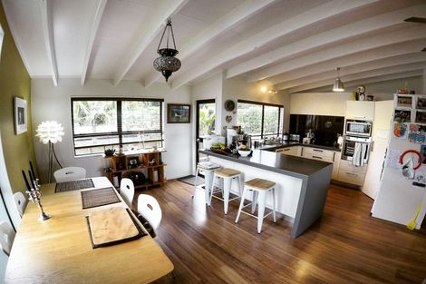 Photo of property in 32 Koutunui Road, Athenree, Katikati, 3177