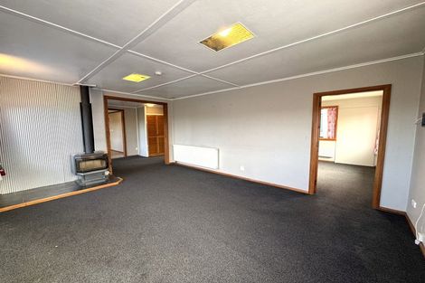 Photo of property in 17 Side Street, Clinton, 9534