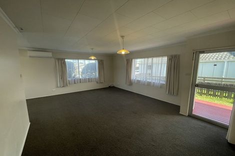 Photo of property in 1 Cassia Place, Bell Block, New Plymouth, 4312