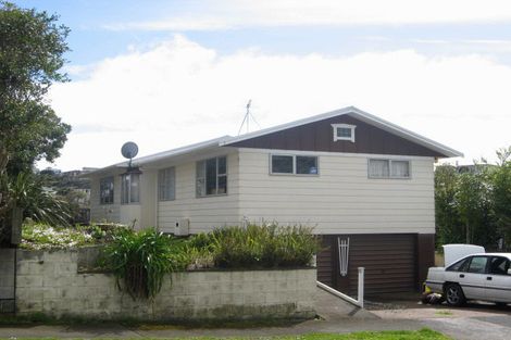 Photo of property in 5 Eton Place, Spotswood, New Plymouth, 4310