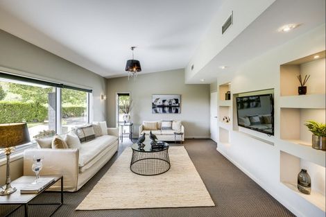 Photo of property in 35 Sandown Lane, Havelock North, 4130