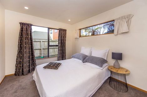 Photo of property in 21 Craven Street, Sockburn, Christchurch, 8042