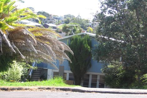 Photo of property in 1/15 Beulah Avenue, Rothesay Bay, Auckland, 0630