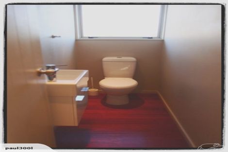 Photo of property in 3 Fuller Close, Levin, 5510