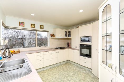 Photo of property in 1 Maple Crescent, Whalers Gate, New Plymouth, 4310