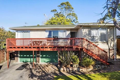 Photo of property in 27 Fitzwater Place, Henderson, Auckland, 0612