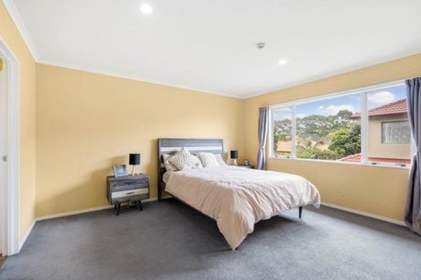 Photo of property in 12 Franshell Crescent, East Tamaki, Auckland, 2013